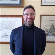 Insegnante di diritto privato e costituzionale